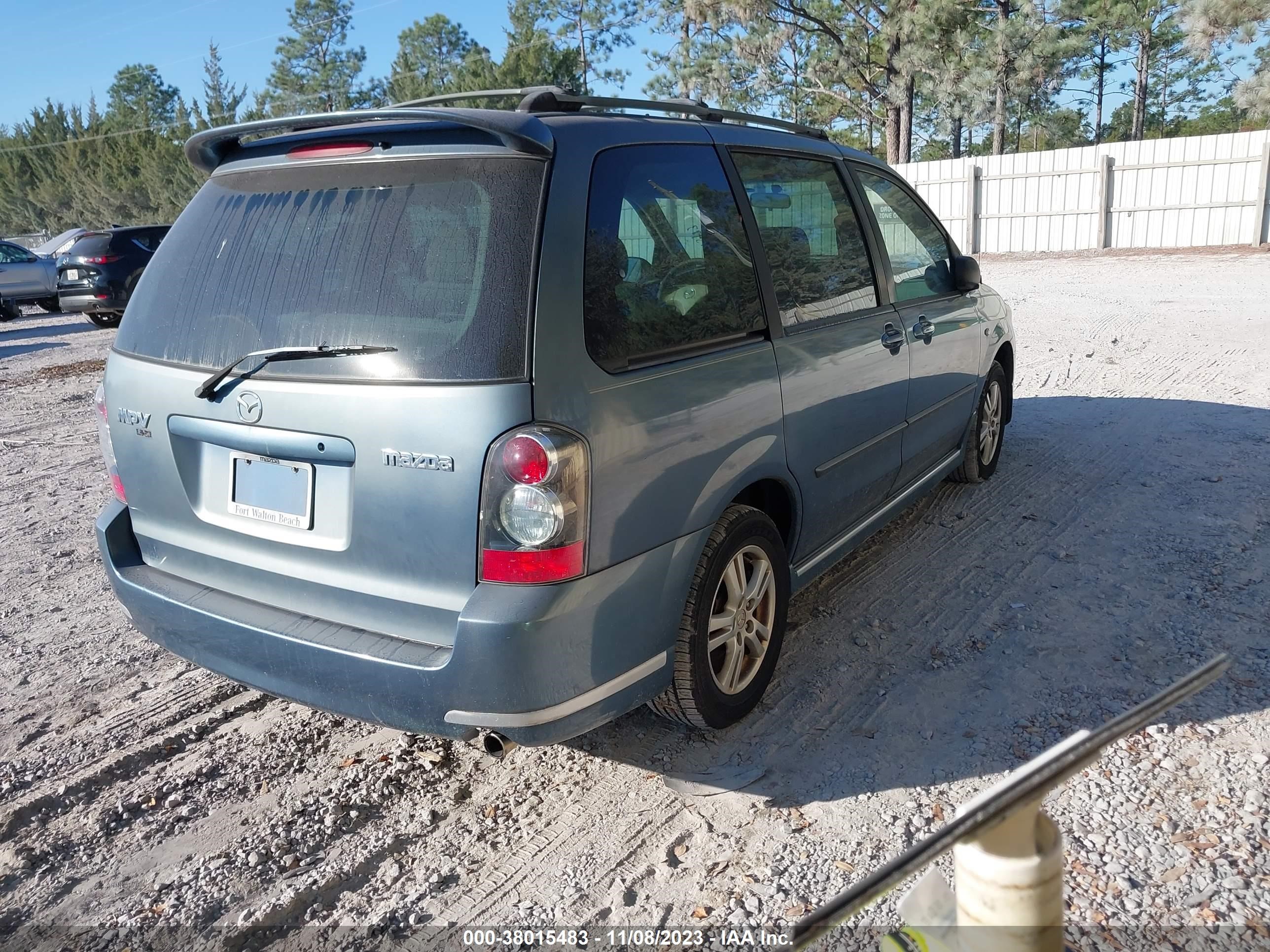 Photo 3 VIN: JM3LW28J150535003 - MAZDA MPV 