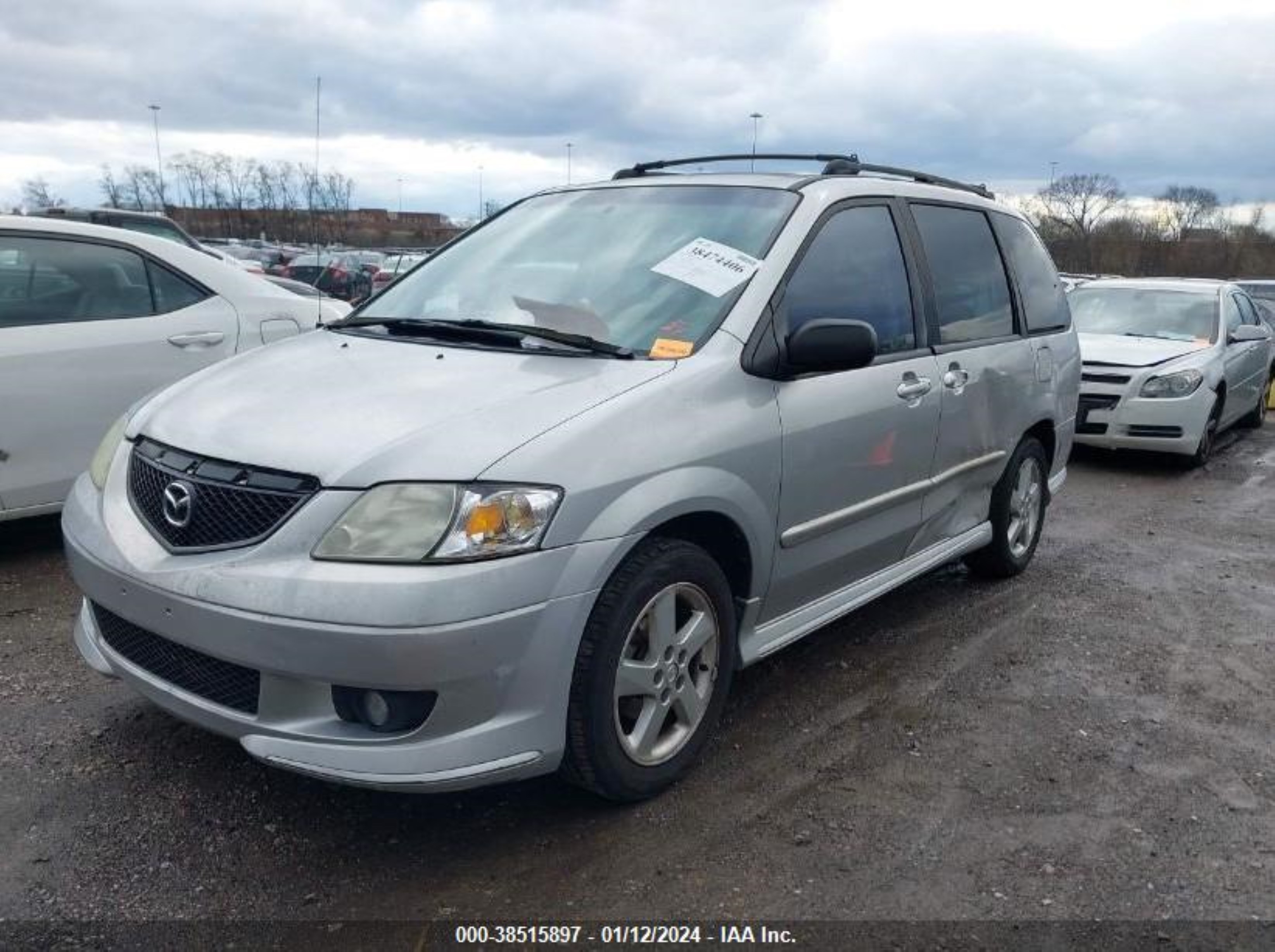 Photo 2 VIN: JM3LW28J230336779 - MAZDA MPV 