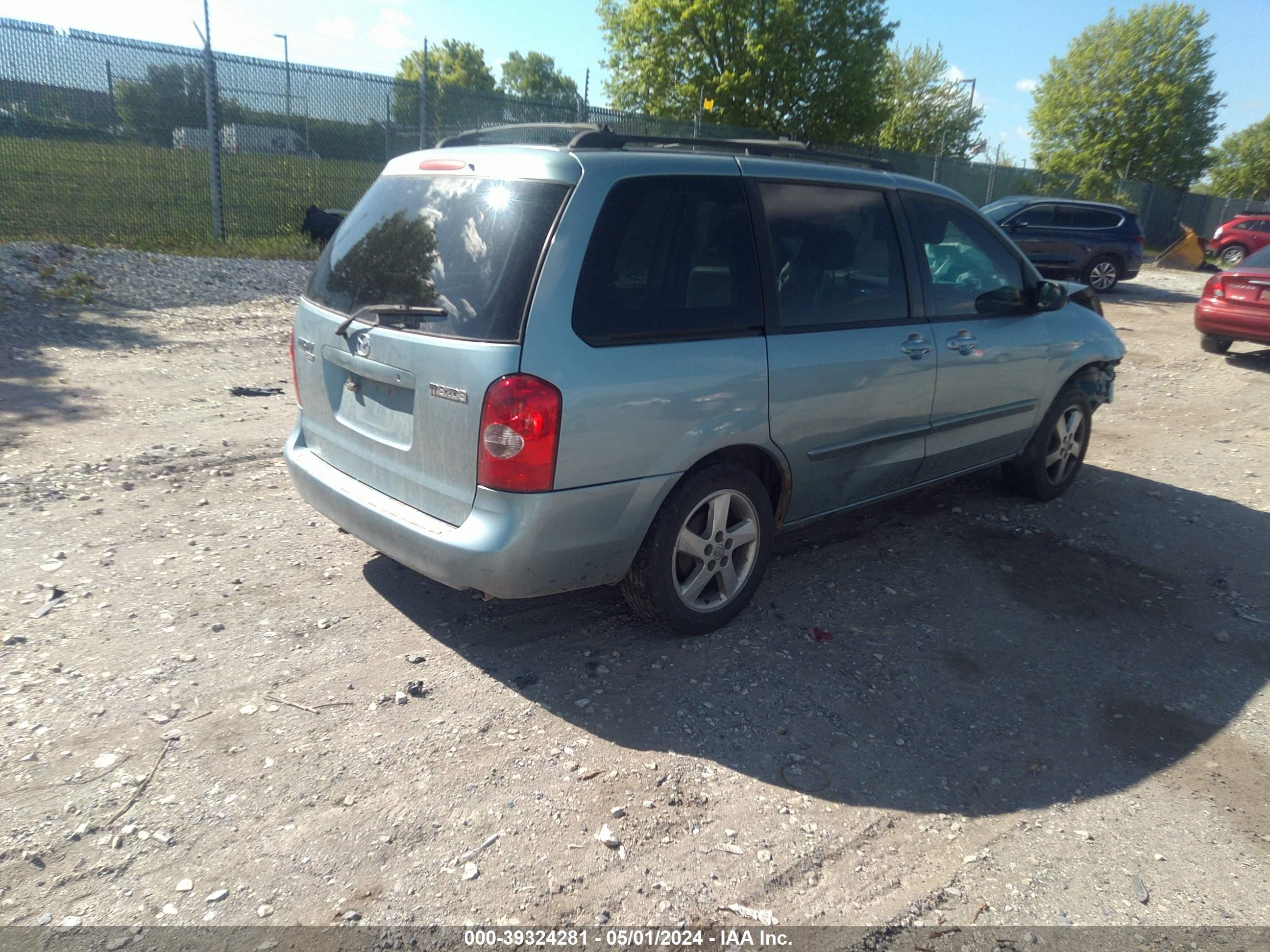 Photo 3 VIN: JM3LW28J230350827 - MAZDA MPV 