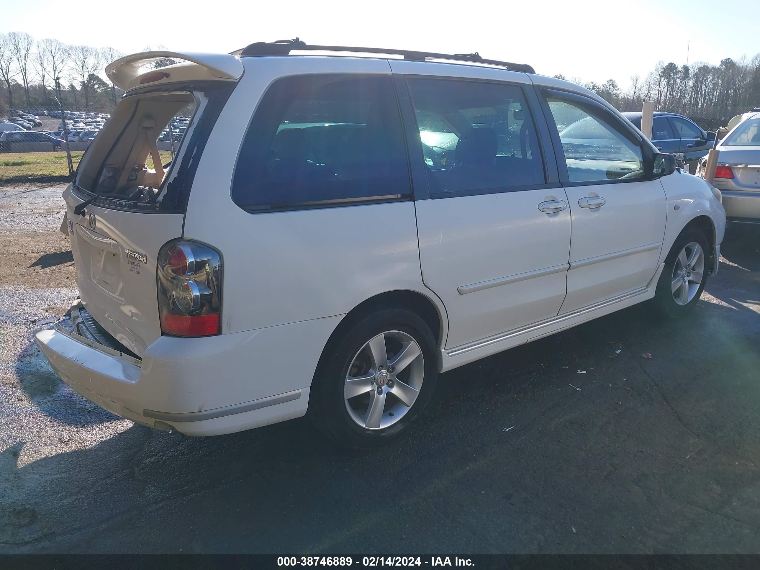 Photo 3 VIN: JM3LW28J240515664 - MAZDA MPV 