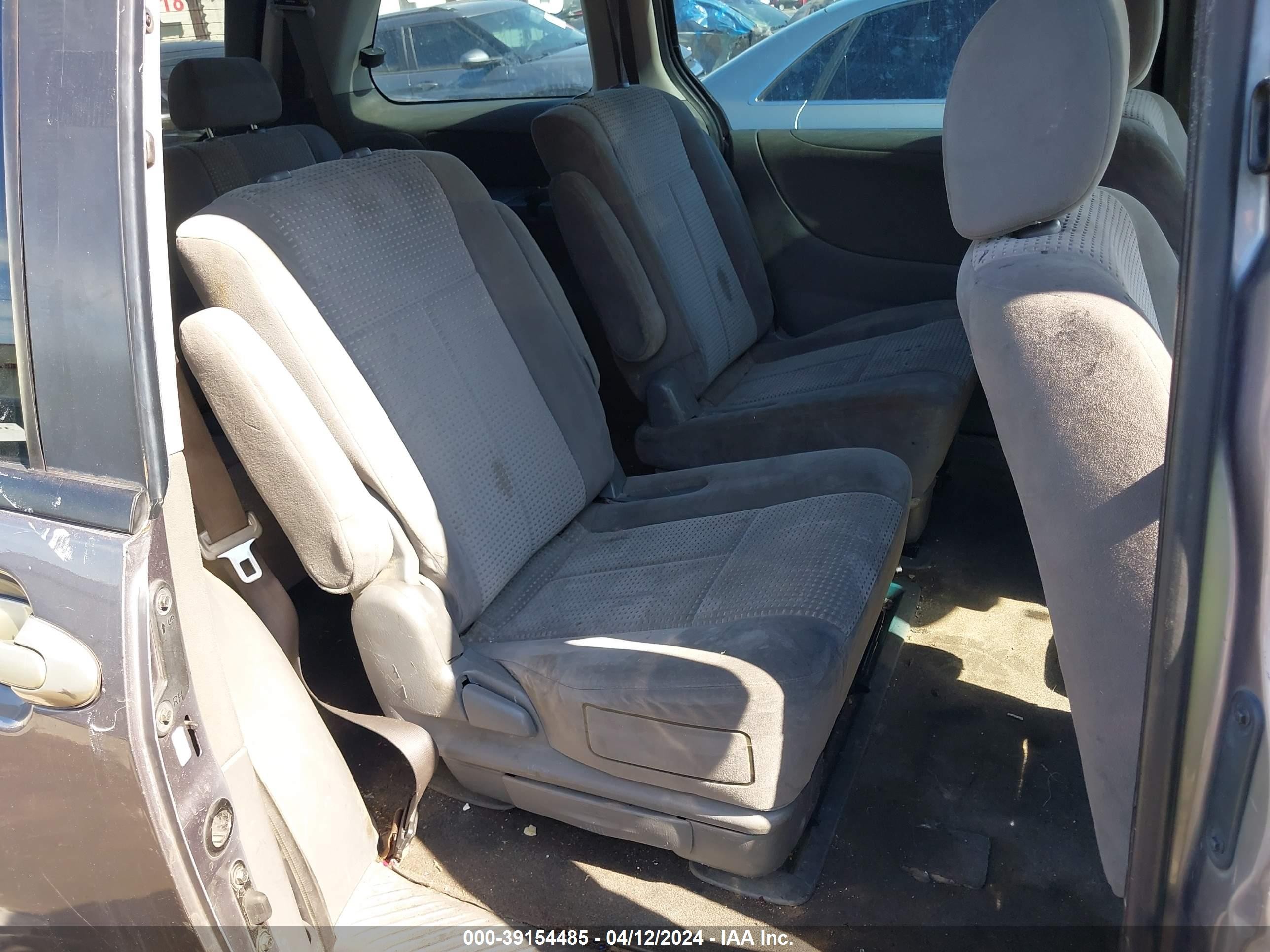 Photo 7 VIN: JM3LW28J250542154 - MAZDA MPV 