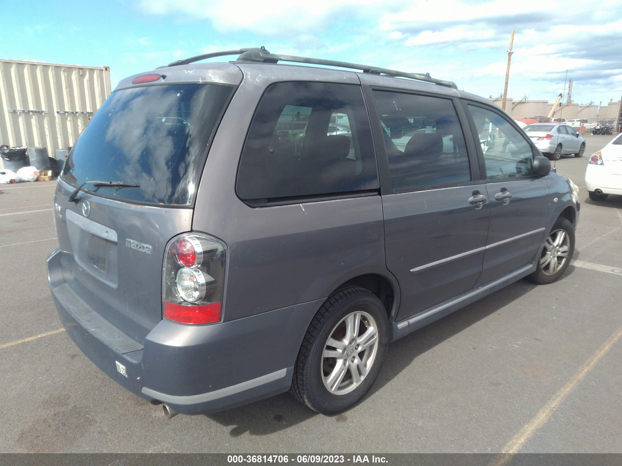 Photo 3 VIN: JM3LW28J360570482 - MAZDA MPV 