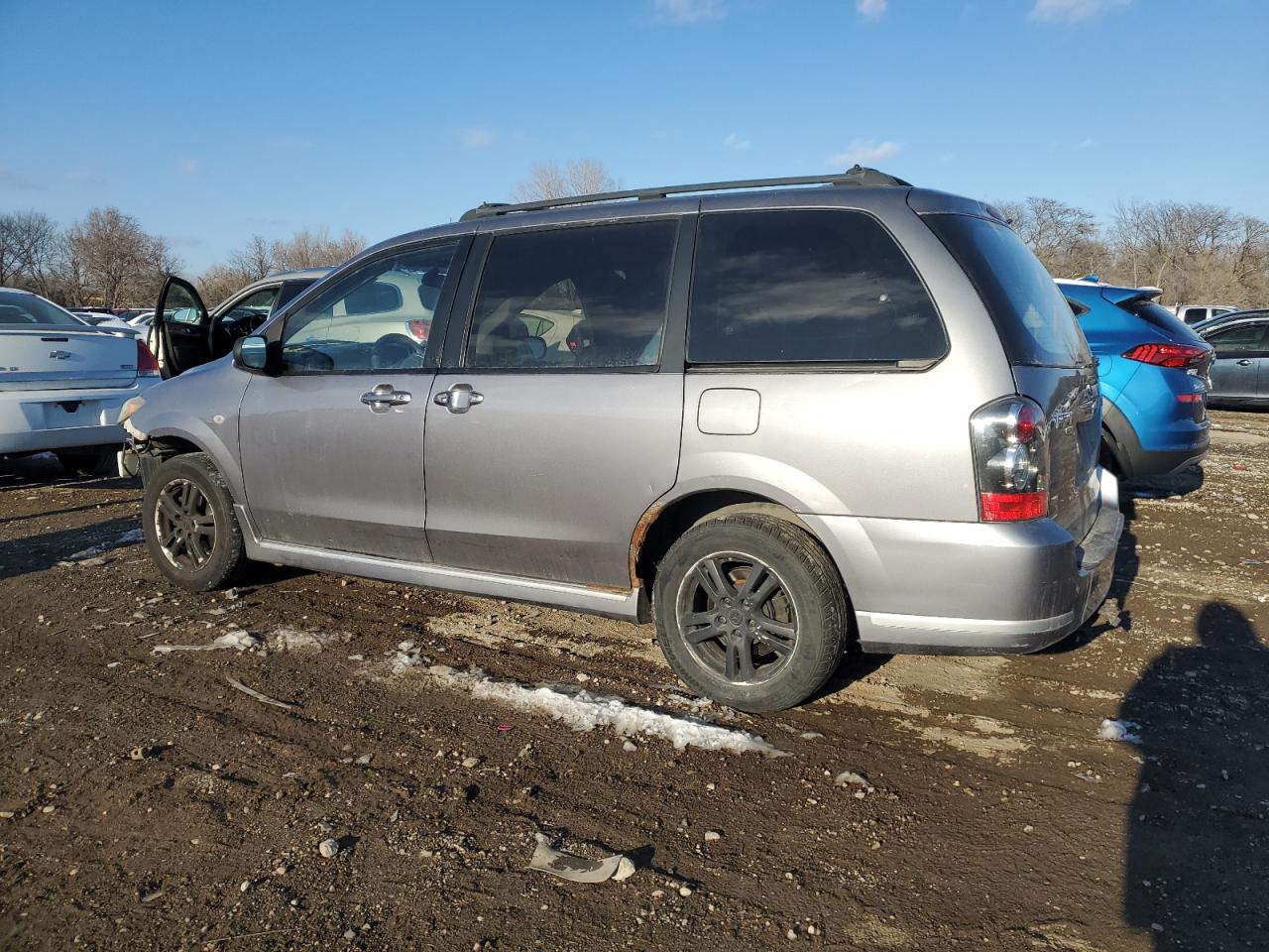 Photo 1 VIN: JM3LW28J450552247 - MAZDA MPV 