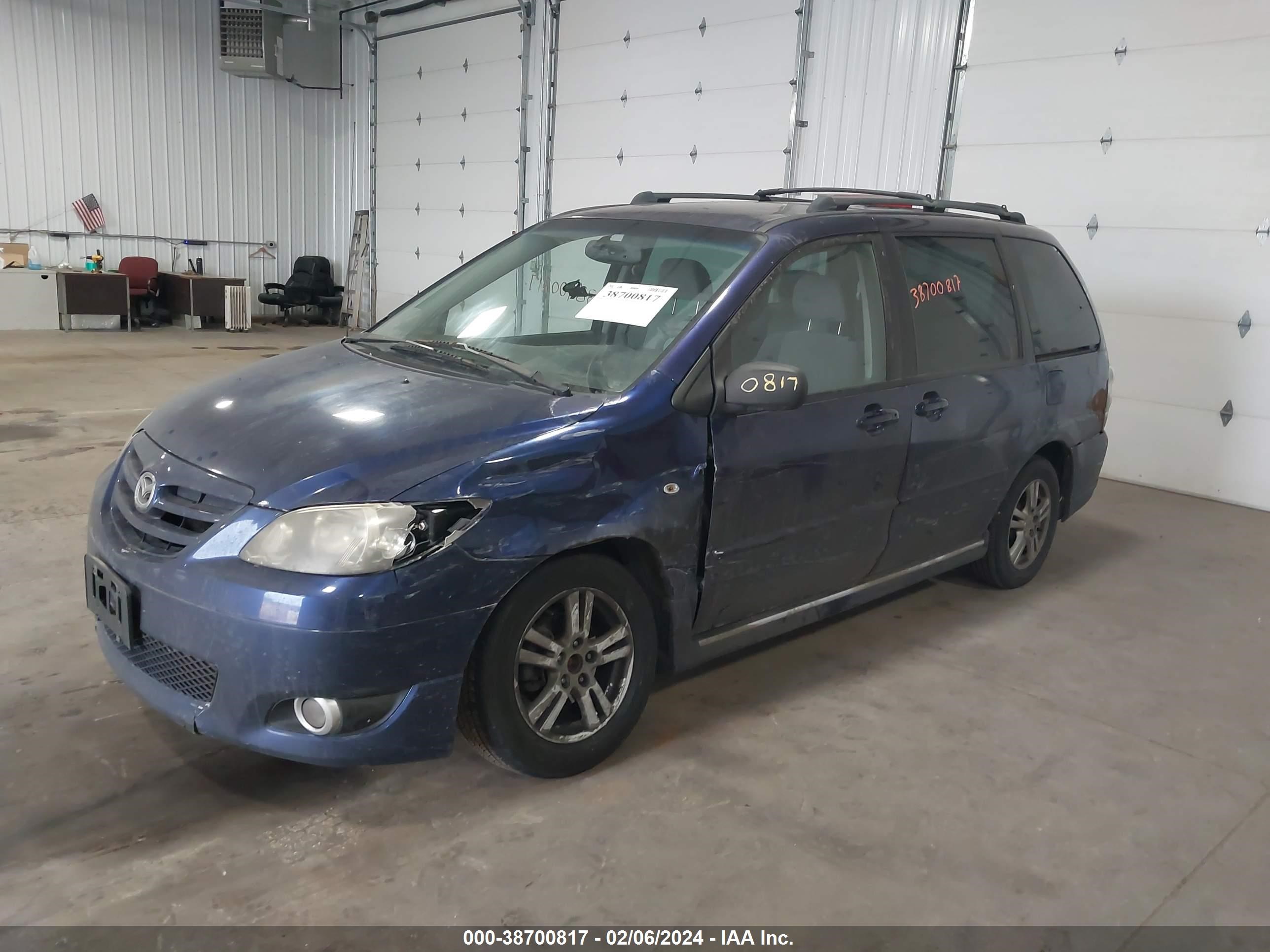 Photo 1 VIN: JM3LW28J460568949 - MAZDA MPV 