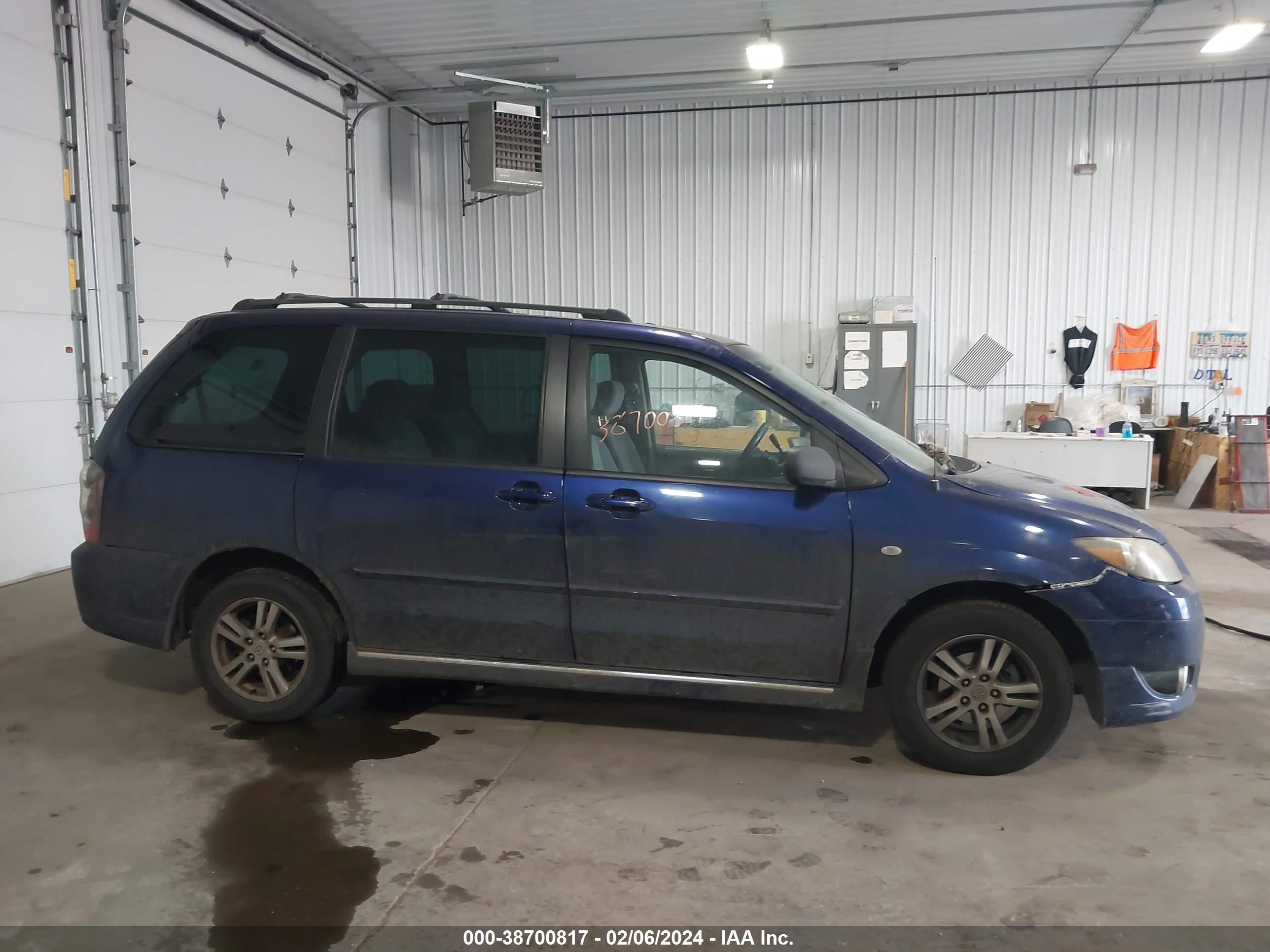 Photo 12 VIN: JM3LW28J460568949 - MAZDA MPV 