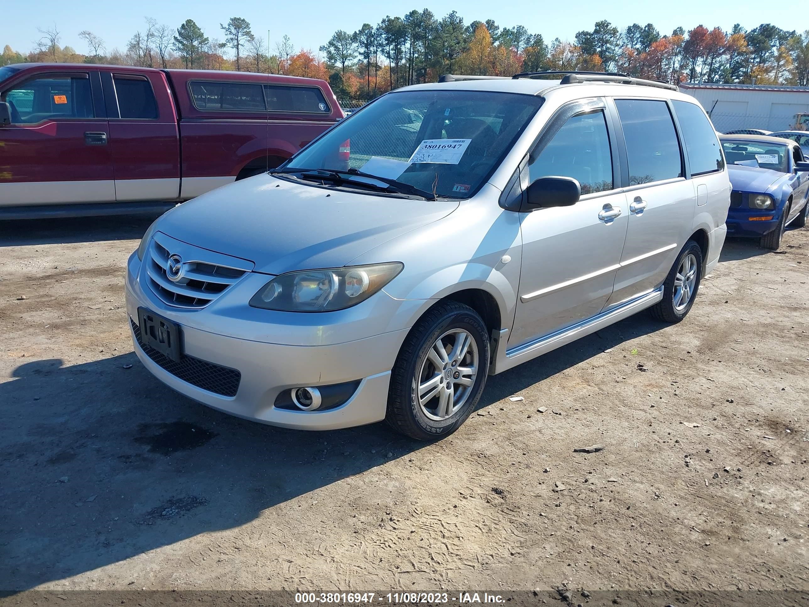 Photo 1 VIN: JM3LW28J560561802 - MAZDA MPV 