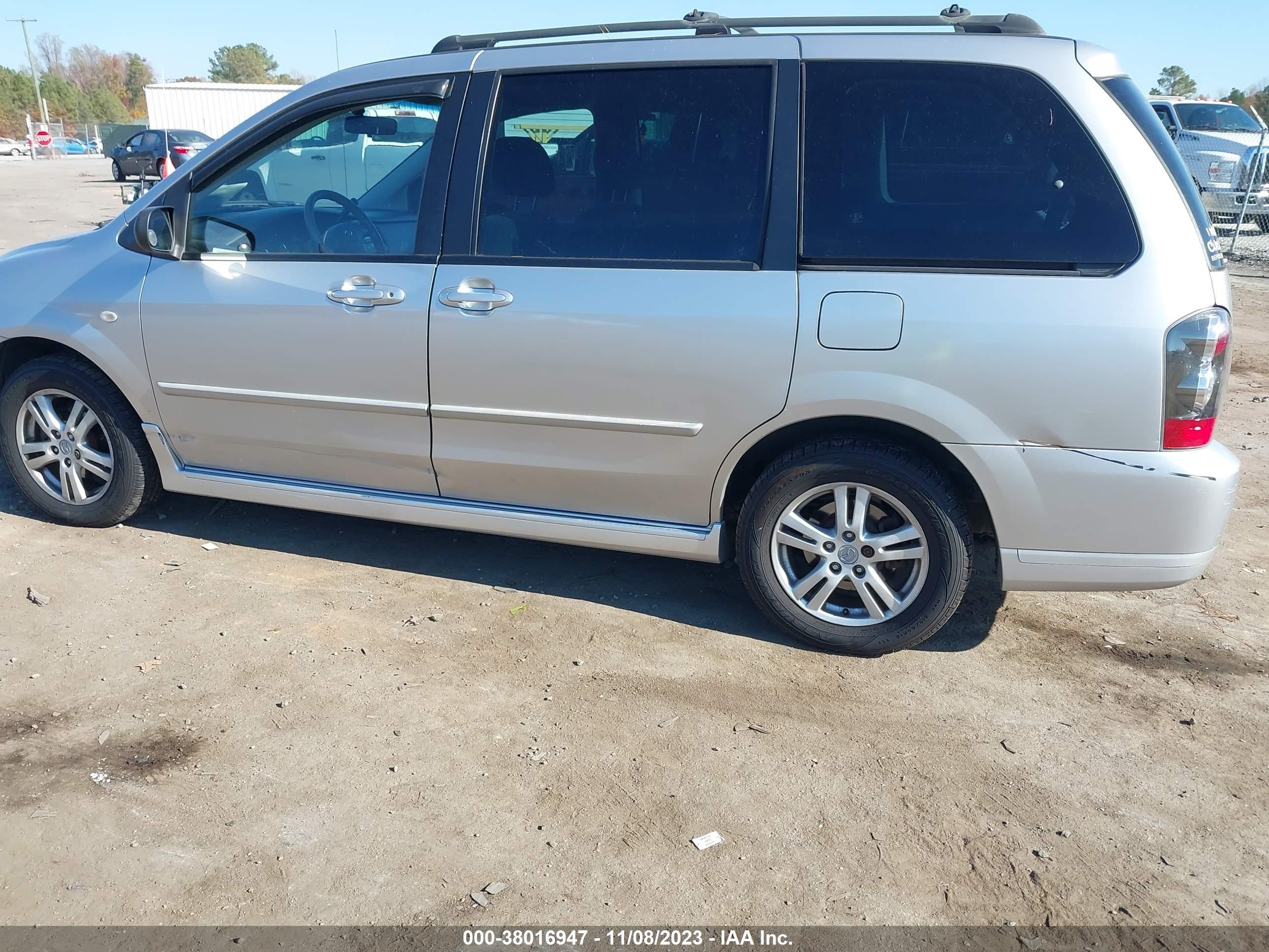 Photo 5 VIN: JM3LW28J560561802 - MAZDA MPV 