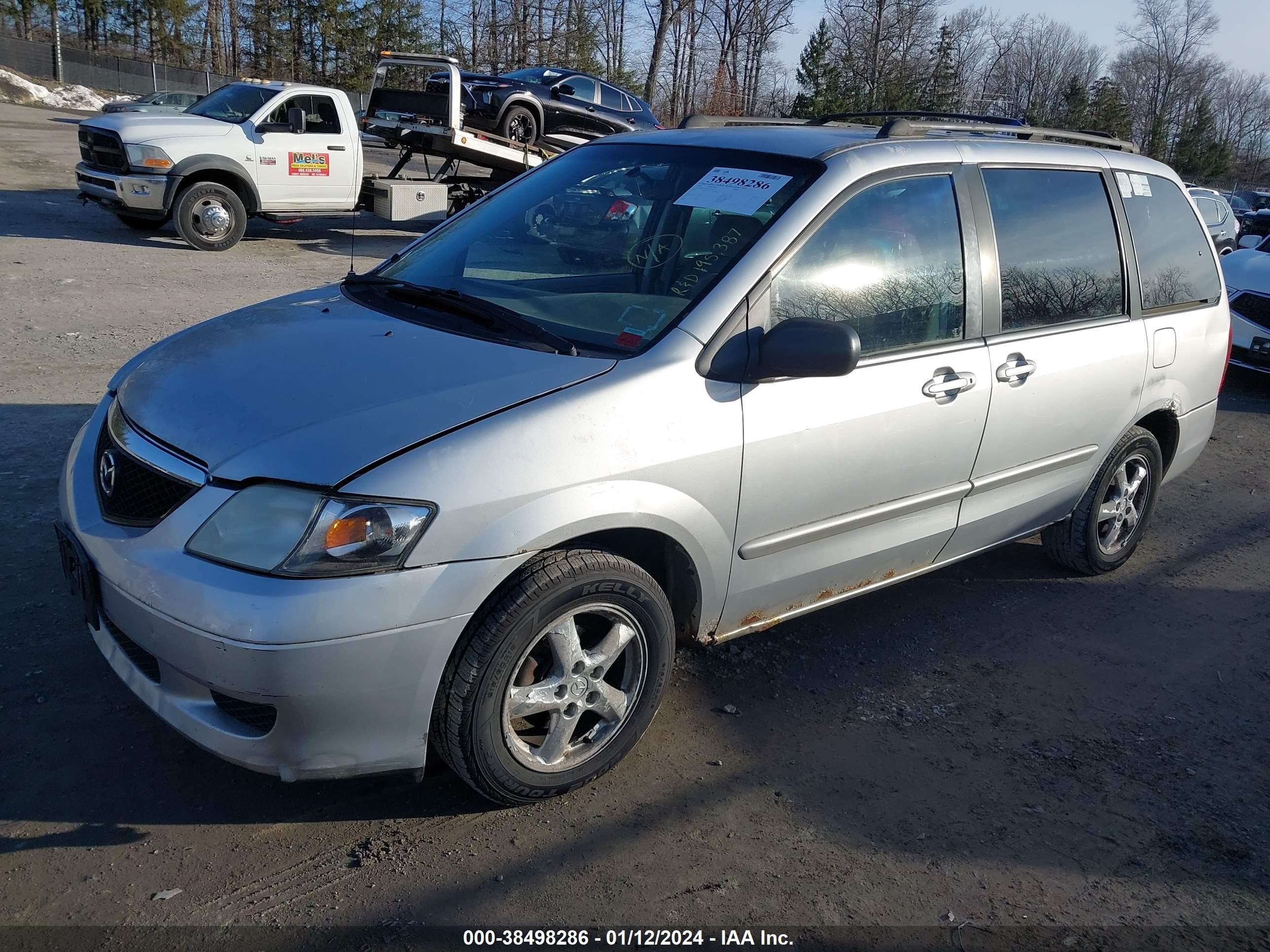 Photo 1 VIN: JM3LW28JX30351014 - MAZDA MPV 