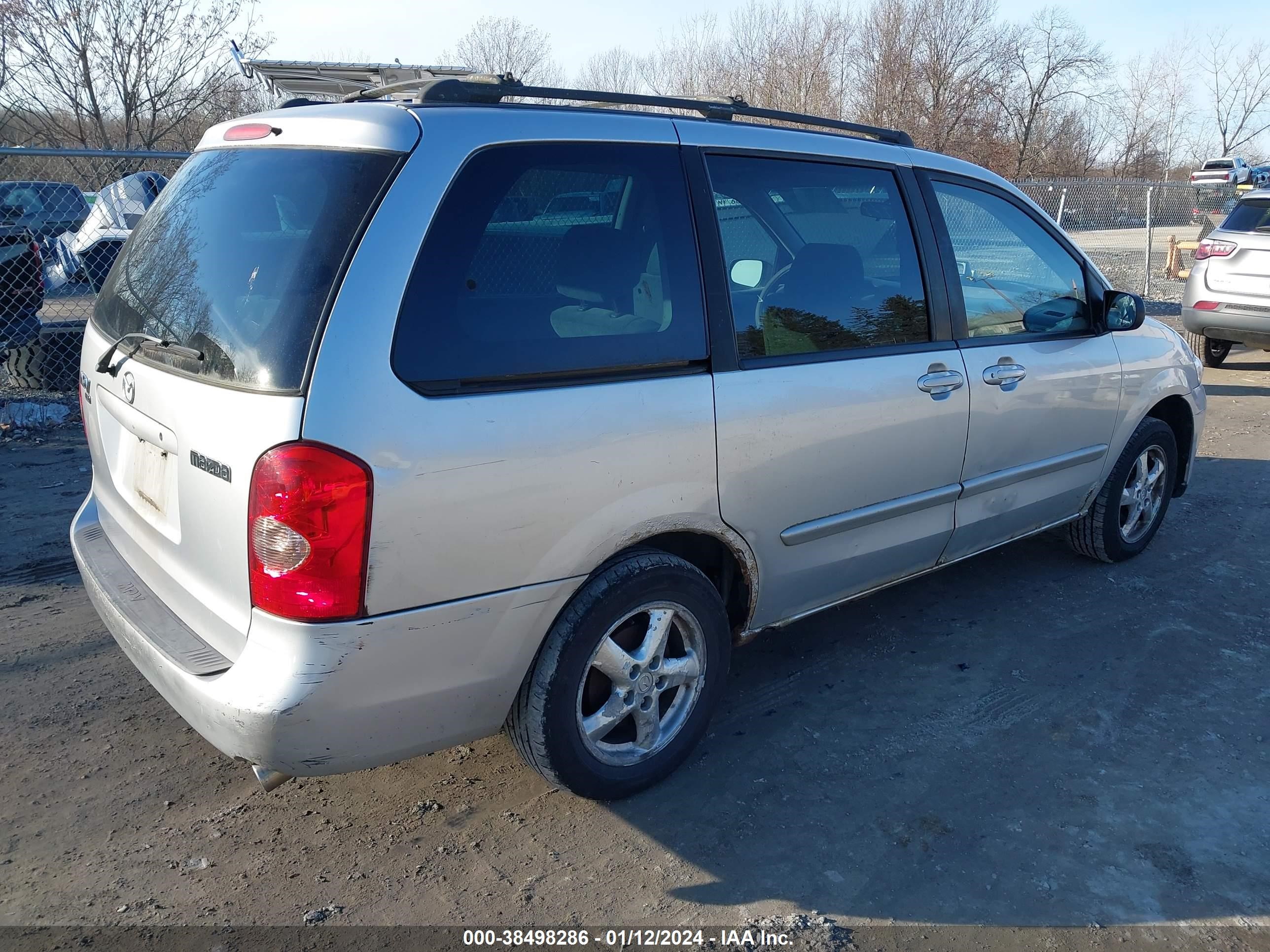 Photo 3 VIN: JM3LW28JX30351014 - MAZDA MPV 