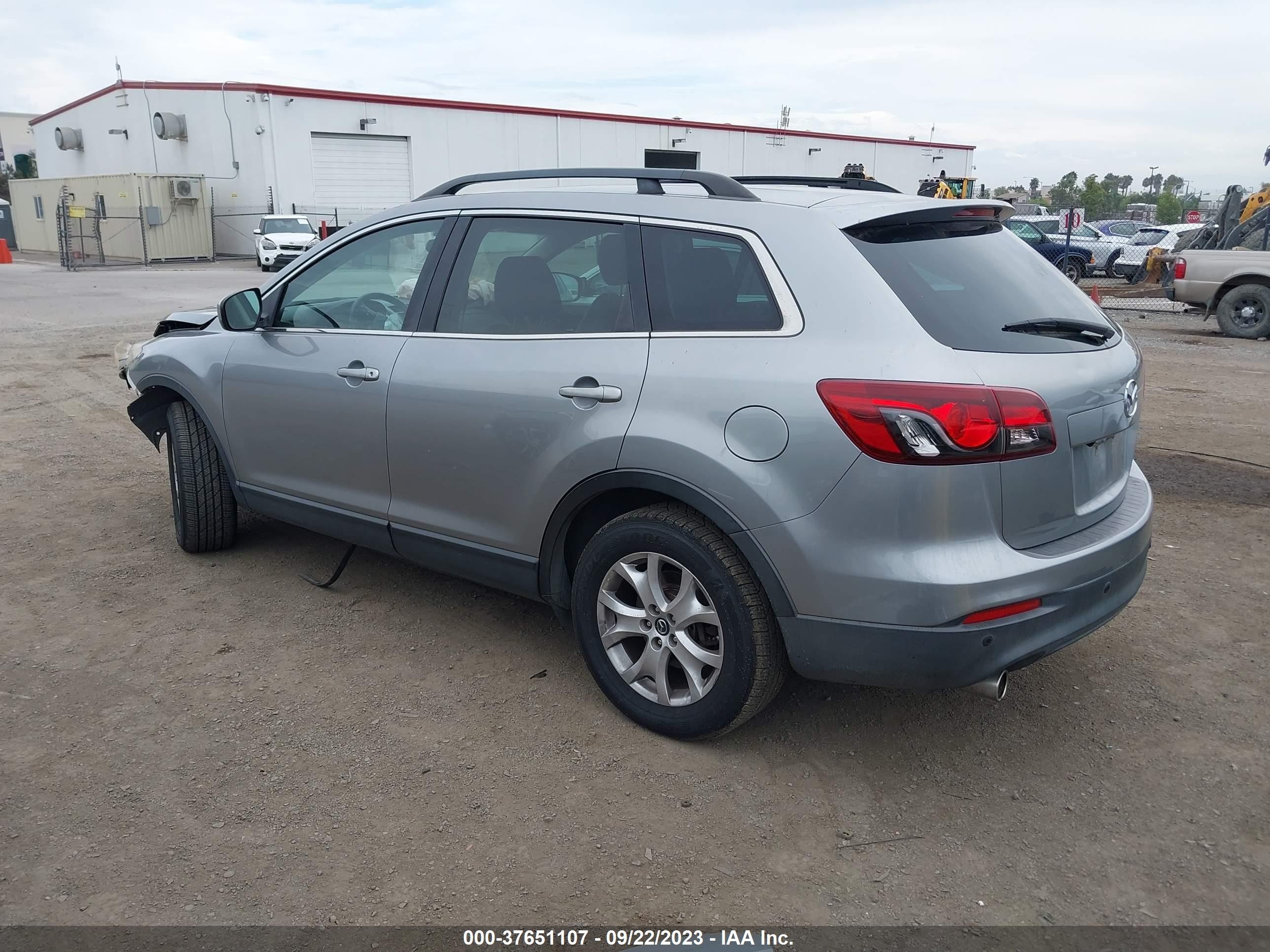 Photo 2 VIN: JM3TB2CV6D0420319 - MAZDA CX-9 