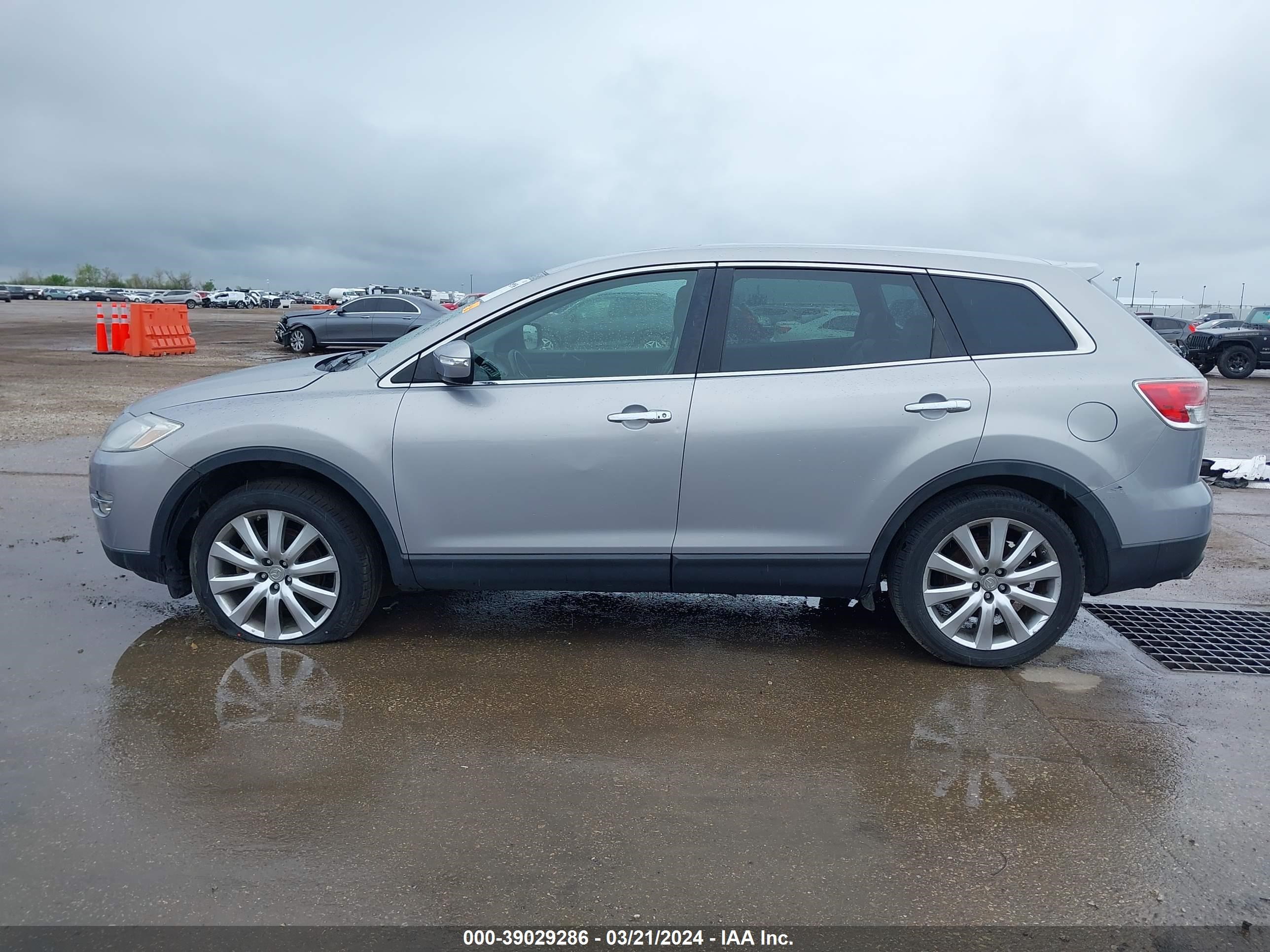 Photo 13 VIN: JM3TB38YX70113748 - MAZDA CX-9 