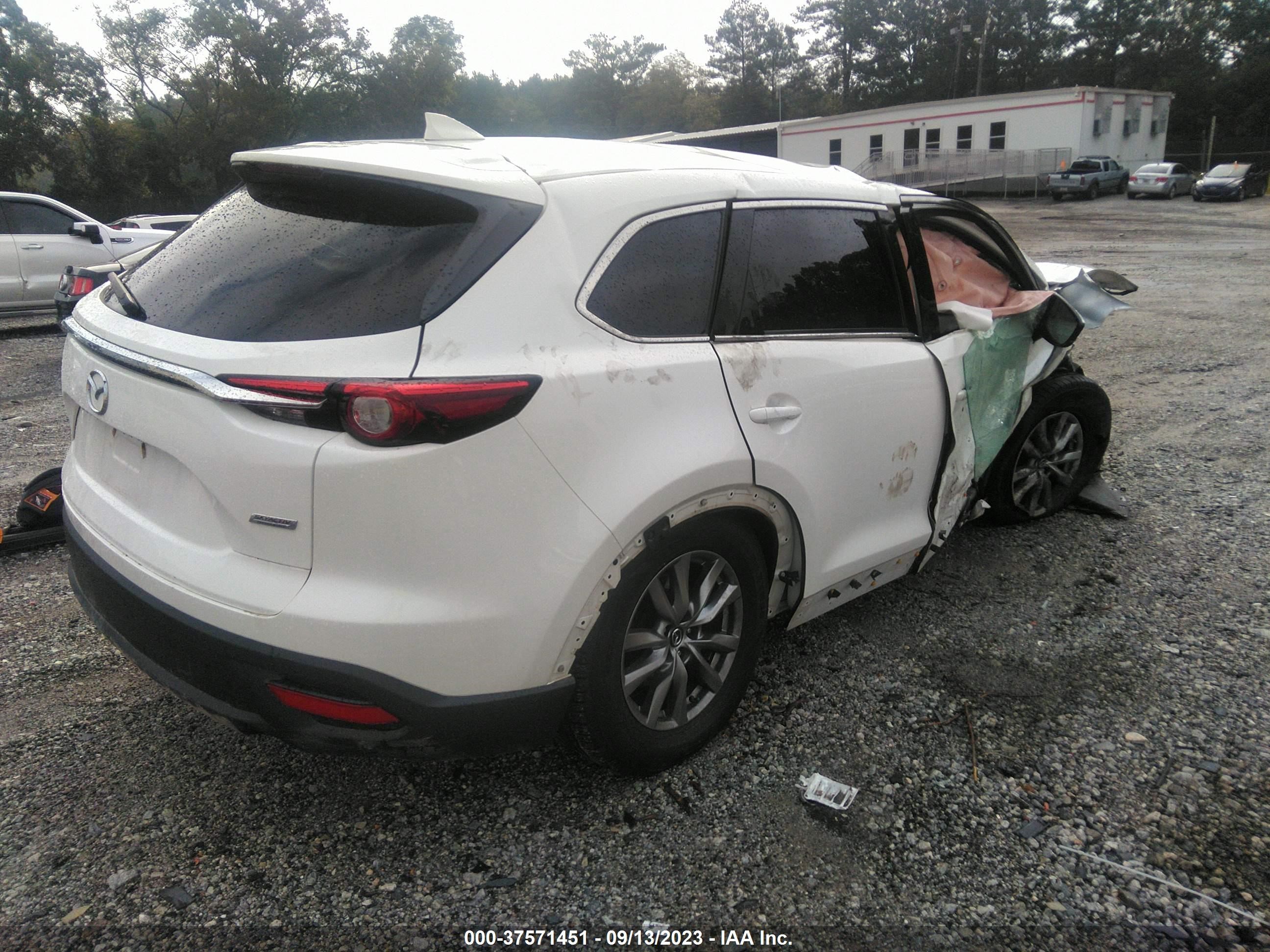 Photo 3 VIN: JM3TCACY3J0219264 - MAZDA CX-9 