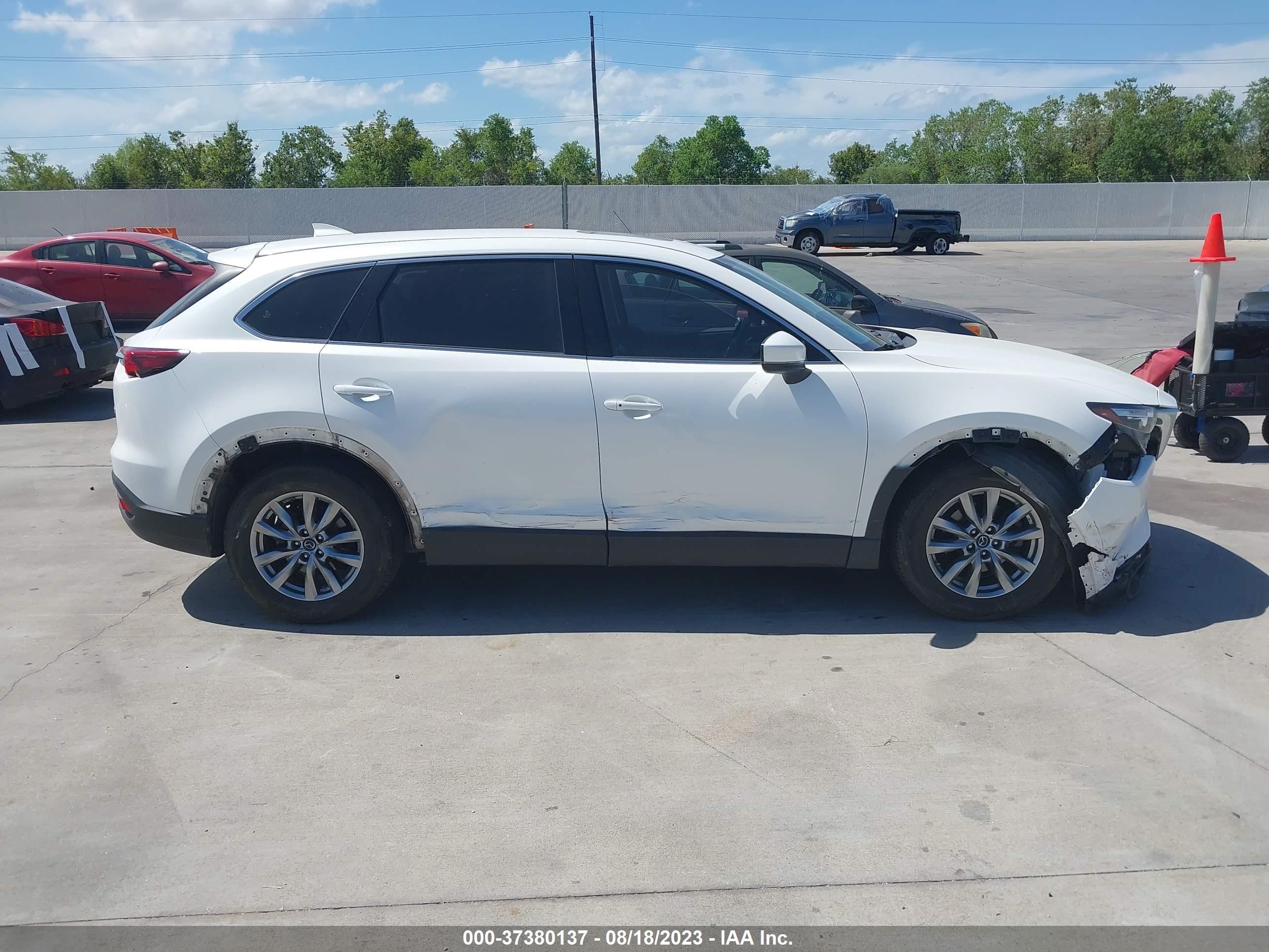 Photo 12 VIN: JM3TCACY7J0206565 - MAZDA CX-9 