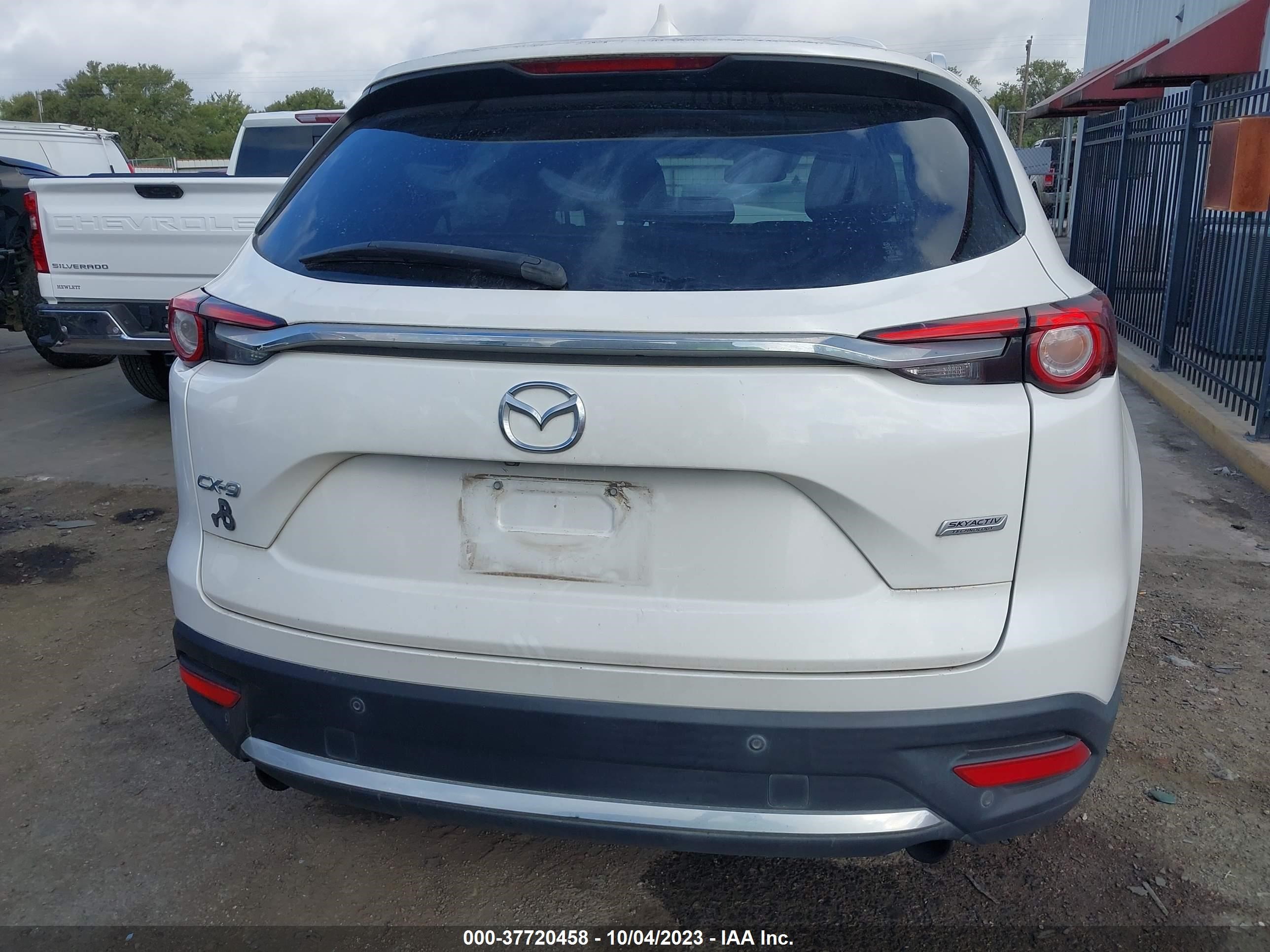 Photo 16 VIN: JM3TCADY2J0207167 - MAZDA CX-9 