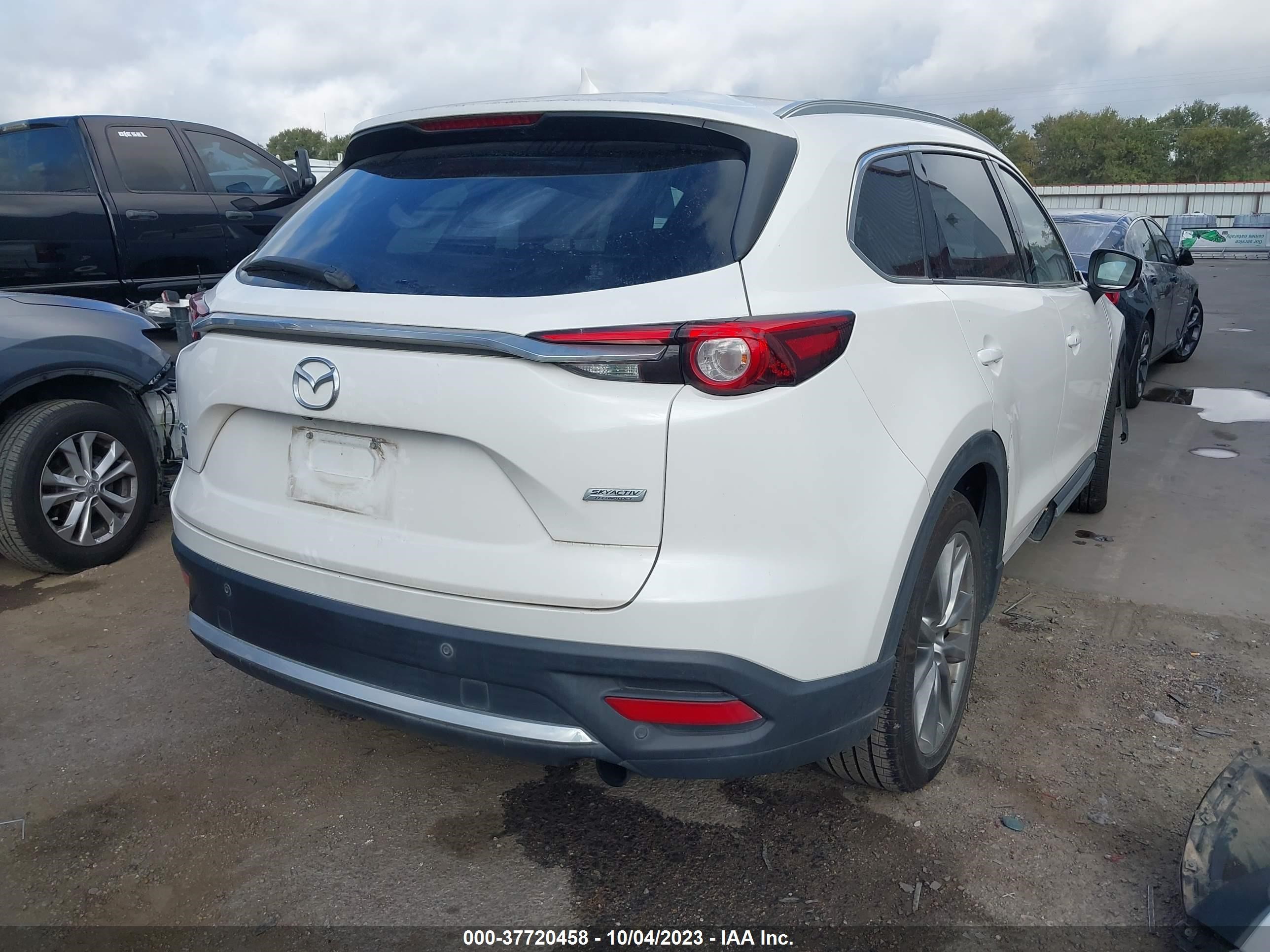 Photo 3 VIN: JM3TCADY2J0207167 - MAZDA CX-9 