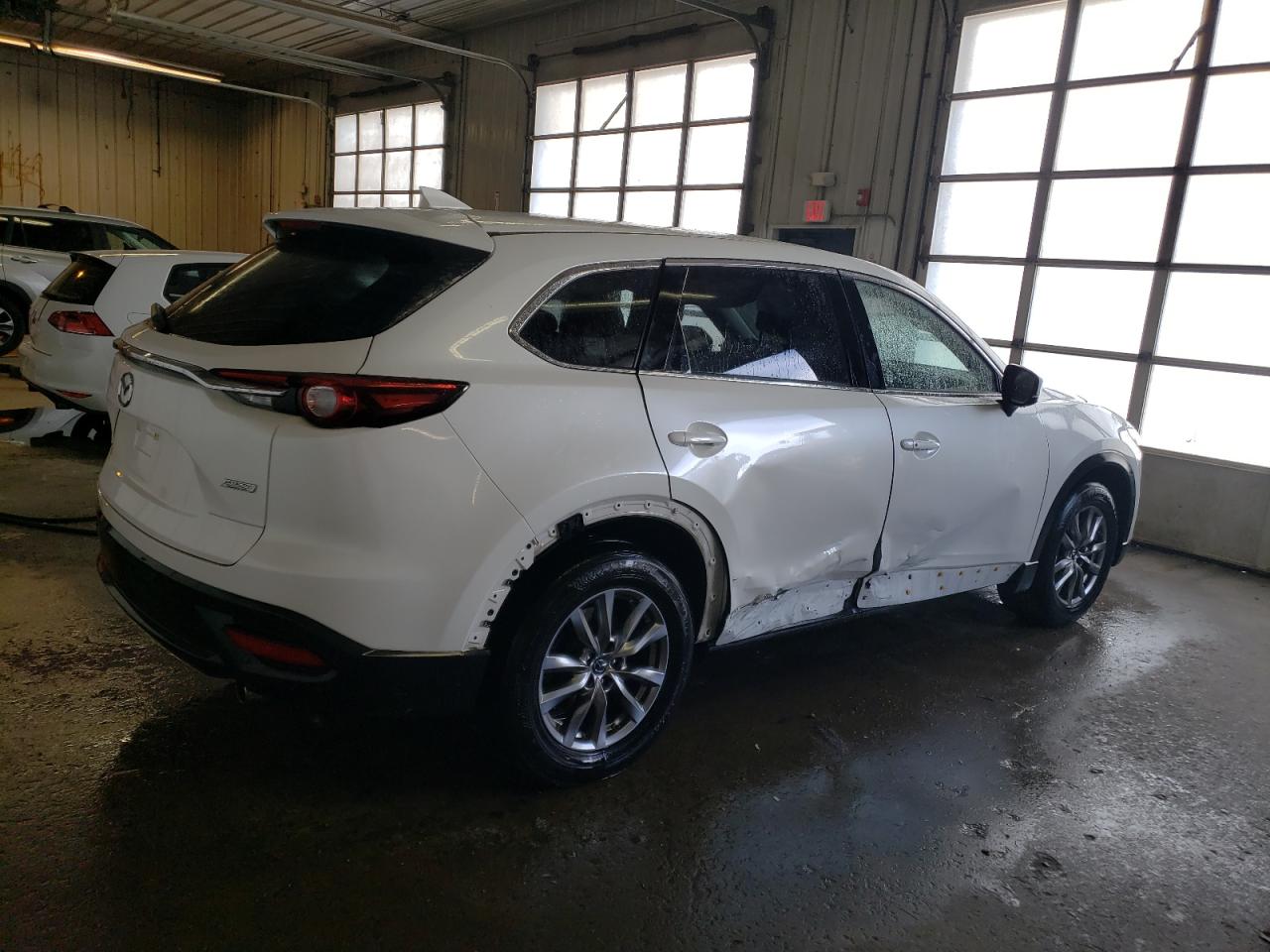 Photo 2 VIN: JM3TCBCY4K0318618 - MAZDA CX-9 