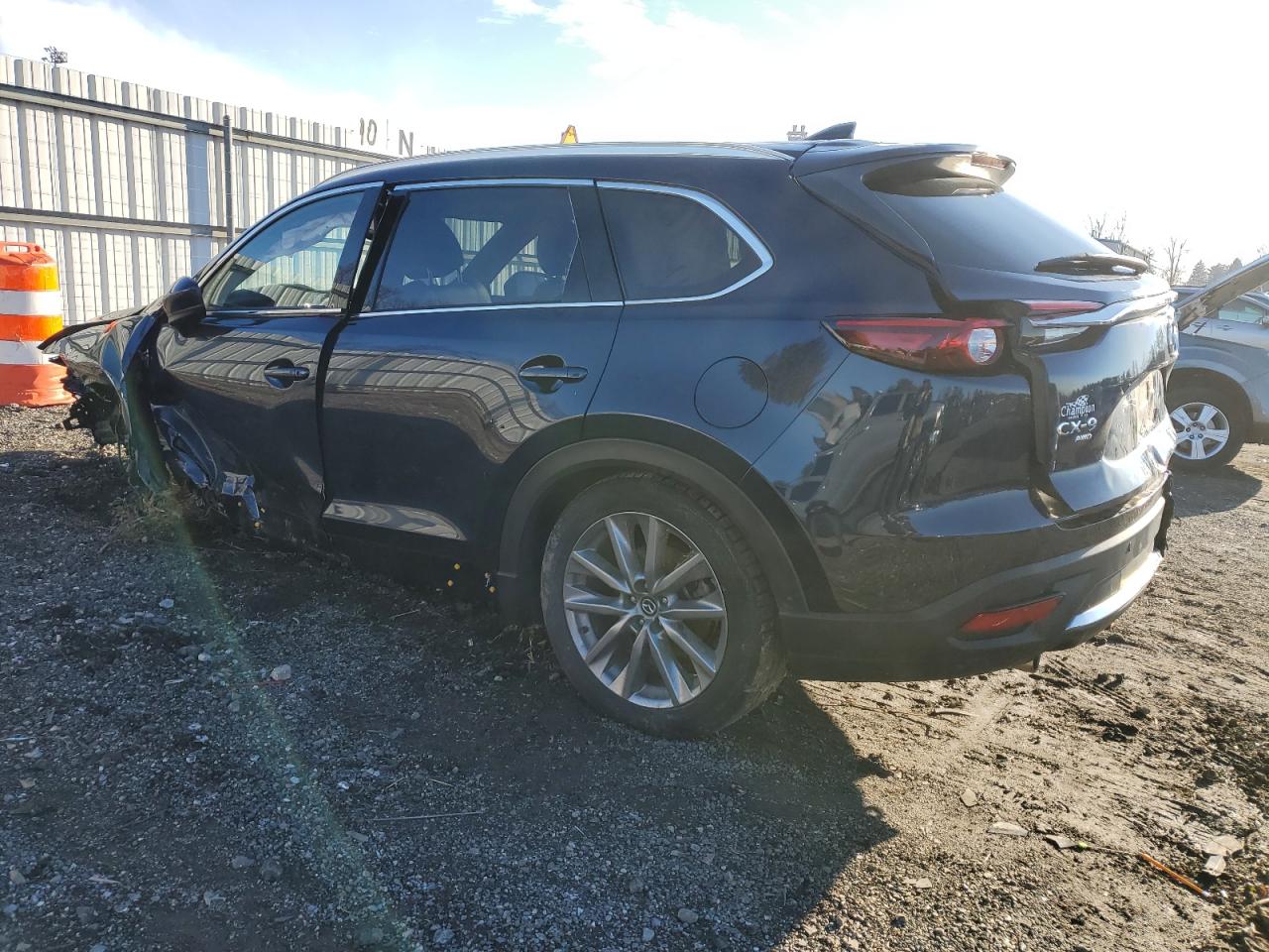 Photo 1 VIN: JM3TCBDY4N0608201 - MAZDA CX-9 