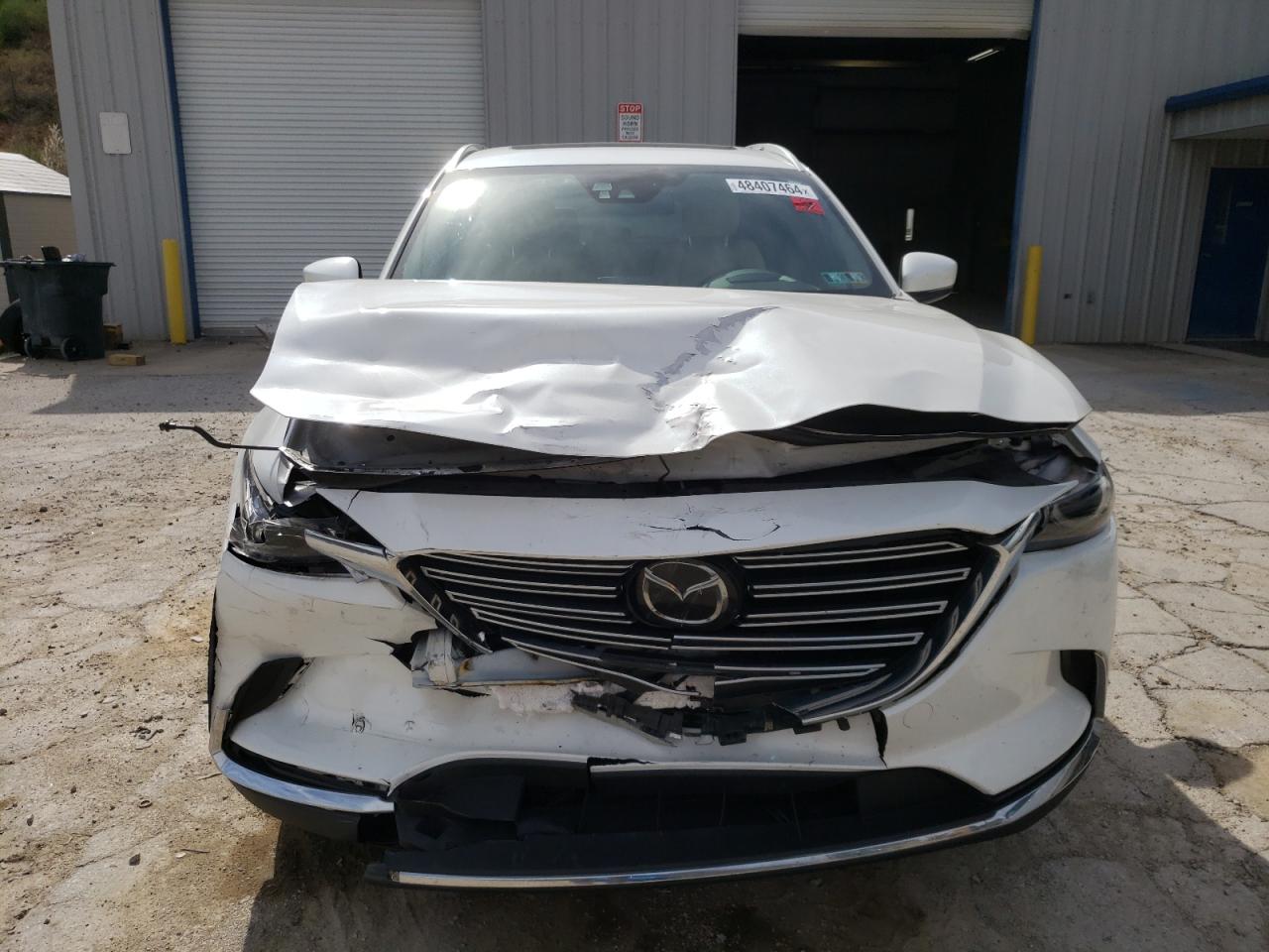 Photo 4 VIN: JM3TCBDY8H0132832 - MAZDA CX-9 