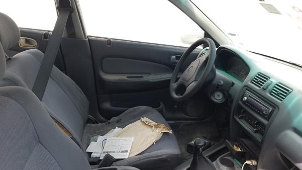 Photo 21 VIN: JM7BA1230W0218134 - MAZDA 323 