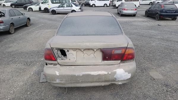 Photo 5 VIN: JM7BA1266W0215281 - MAZDA 323 