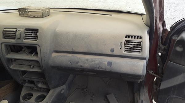 Photo 22 VIN: JM7BA126XW0219897 - MAZDA 323 