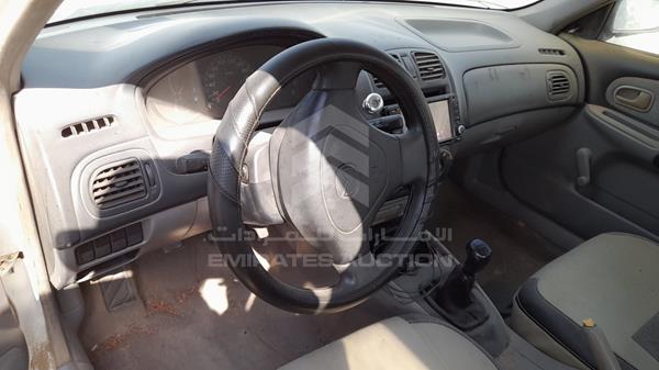 Photo 11 VIN: JM7BJ123031214848 - MAZDA 323 