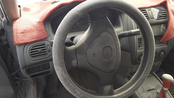 Photo 12 VIN: JM7BJ123041225799 - MAZDA 323 