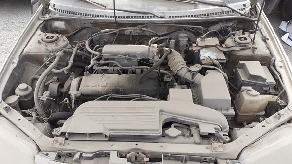 Photo 25 VIN: JM7BJ1235X0101215 - MAZDA 323 