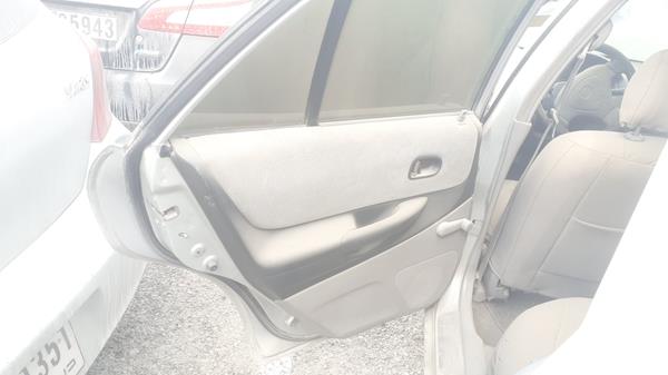 Photo 16 VIN: JM7BJ123721213274 - MAZDA 323 