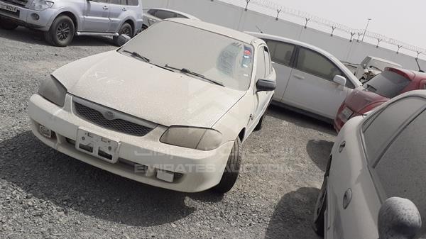 Photo 3 VIN: JM7BJ1238Y0115644 - MAZDA 323 