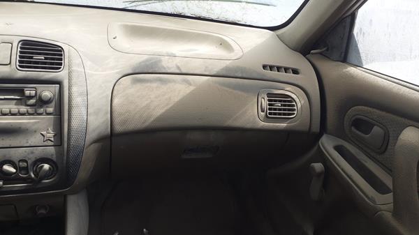 Photo 24 VIN: JM7BJ123XX0101243 - MAZDA 323 