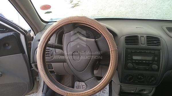 Photo 11 VIN: JM7BJ12M031215118 - MAZDA 323 