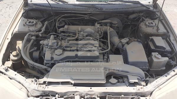 Photo 24 VIN: JM7BJ12M5Y0110328 - MAZDA 323 