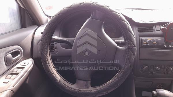 Photo 12 VIN: JM7BJ12M9X0106555 - MAZDA 323 