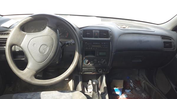 Photo 8 VIN: JM7GW19SXX1101483 - MAZDA 626 