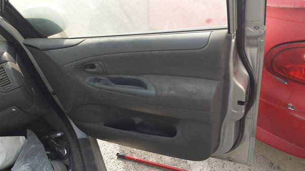 Photo 23 VIN: JM8LW28A260302078 - MAZDA MPV 