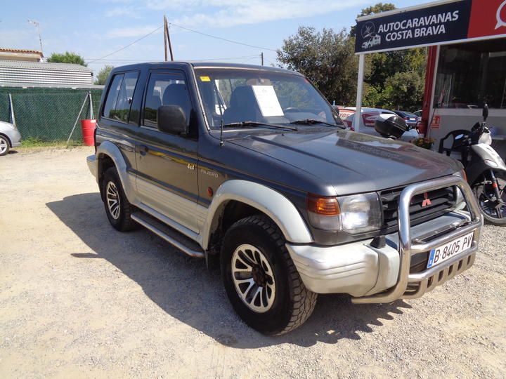 Photo 1 VIN: JMB0NV240MJ311957 - MITSUBISHI MONTERO 4X4 (FOUR WHEEL DRIVE). 