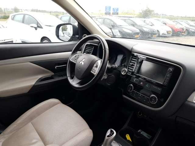 Photo 3 VIN: JMBXDGG2WEZC08138 - MITSUBISHI OUTLANDER 