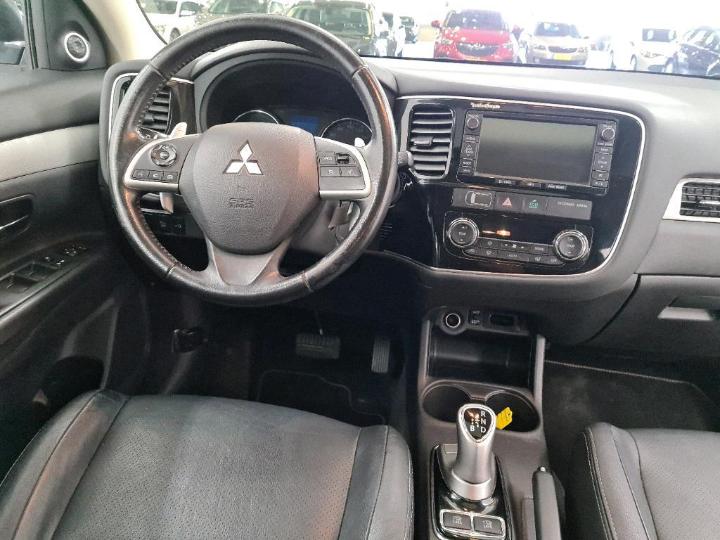 Photo 10 VIN: JMBXDGG2WFZ004587 - MITSUBISHI OUTLANDER 