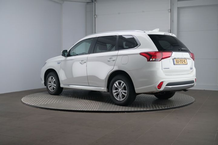 Photo 3 VIN: JMBXDGG2WGZ001579 - MITSUBISHI OUTLANDER 