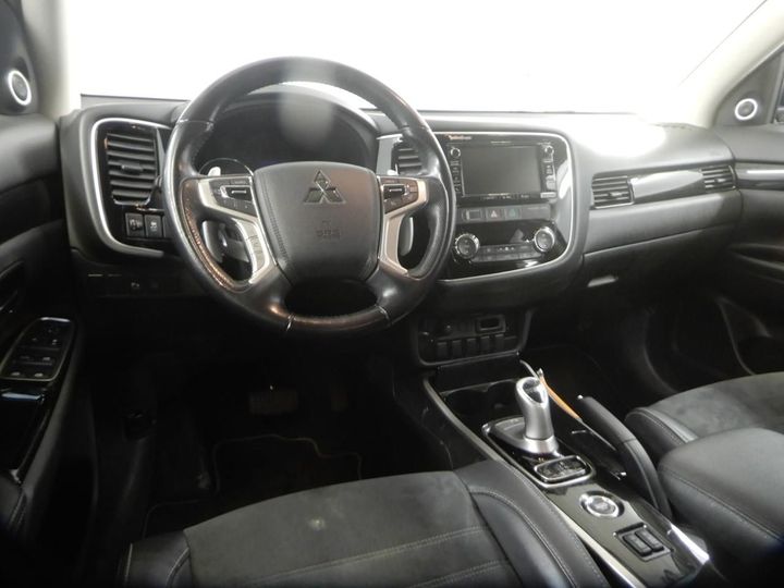 Photo 8 VIN: JMBXDGG2WGZ008159 - MITSUBISHI OUTLANDER 