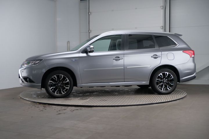 Photo 0 VIN: JMBXDGG2WGZ008947 - MITSUBISHI OUTLANDER 