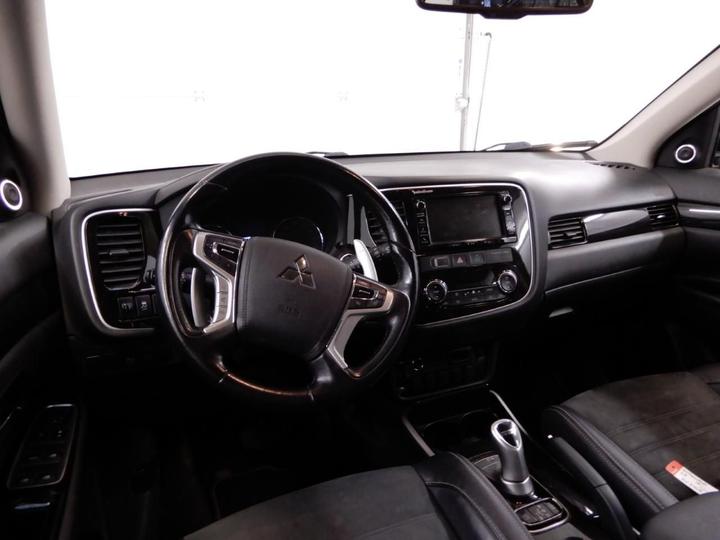 Photo 9 VIN: JMBXDGG2WGZ009214 - MITSUBISHI OUTLANDER 