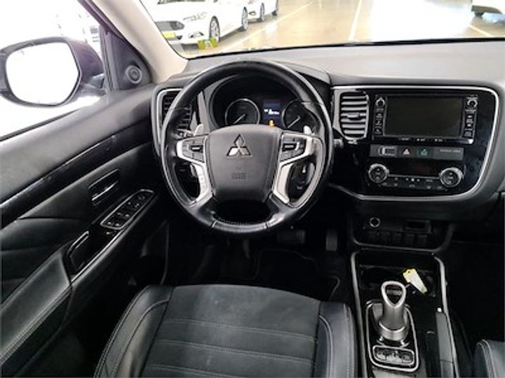 Photo 8 VIN: JMBXDGG2WGZ014208 - MITSUBISHI OUTLANDER 