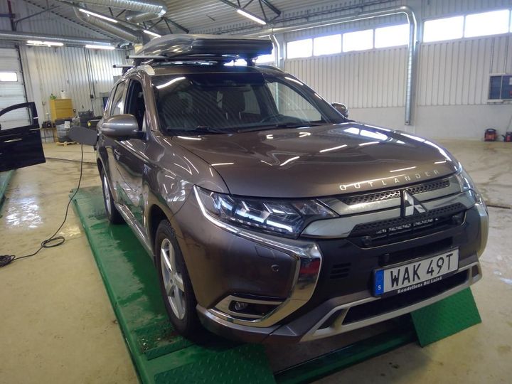 Photo 3 VIN: JMBXDGG3WKZ015314 - MITSUBISHI OUTLANDER 