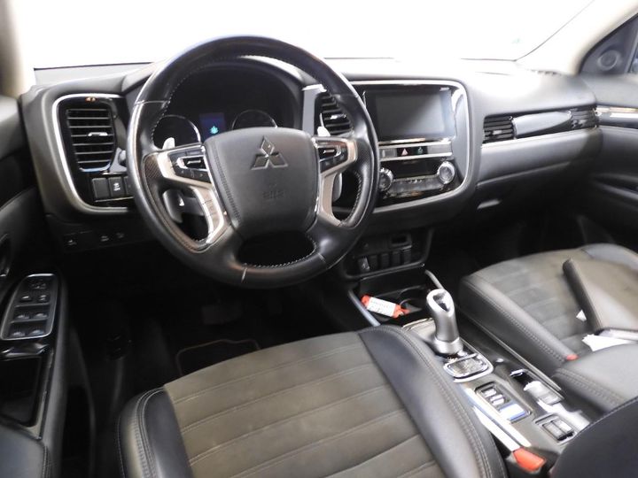 Photo 6 VIN: JMBXDGG3WKZ026981 - MITSUBISHI OUTLANDER 