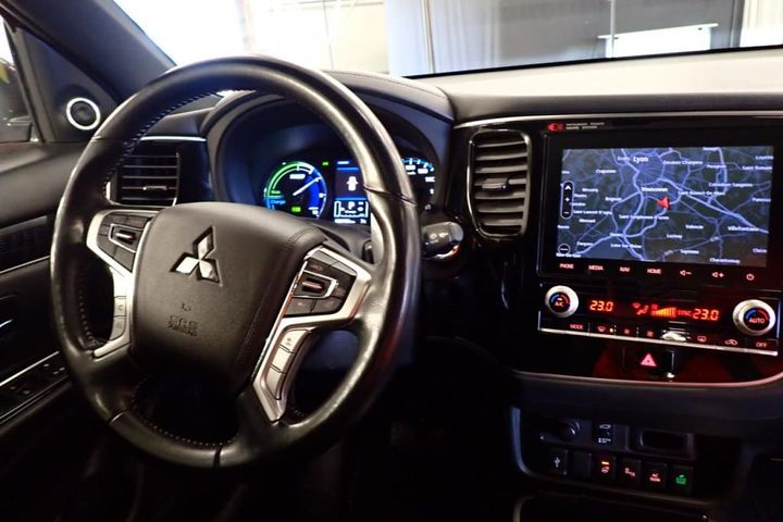 Photo 10 VIN: JMBXDGG3WLZ003163 - MITSUBISHI OUTLANDER 