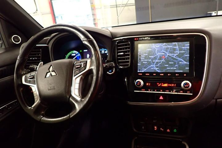 Photo 10 VIN: JMBXDGG3WLZ003186 - MITSUBISHI OUTLANDER 