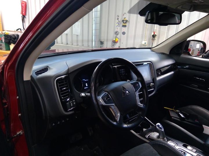 Photo 3 VIN: JMBXDGG3WLZ008255 - MITSUBISHI OUTLANDER 