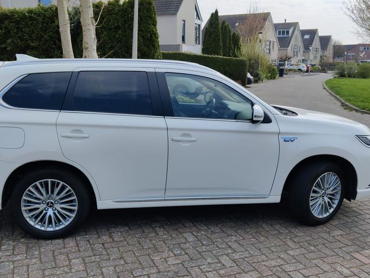 Photo 3 VIN: JMBXDGG3WLZ012347 - MITSUBISHI OUTLANDER 